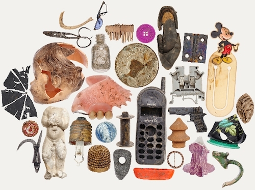 image of an assemblage of artifacts
